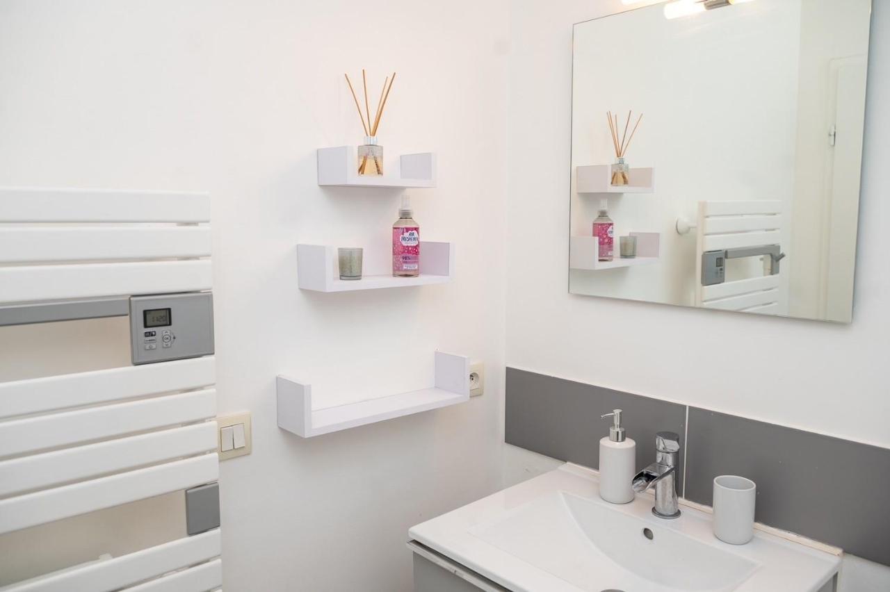 Eirene - Chessy Apartment Екстериор снимка